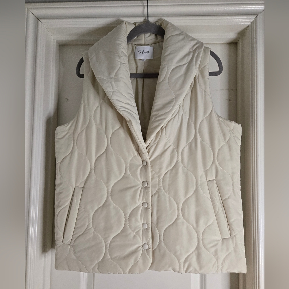 Calista Women's Cream Lapel Collar Quilted Vest, Size Medium
